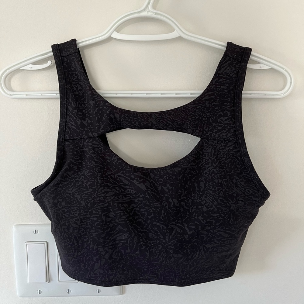 Lululemon Everlux Cut-Out Train Bra